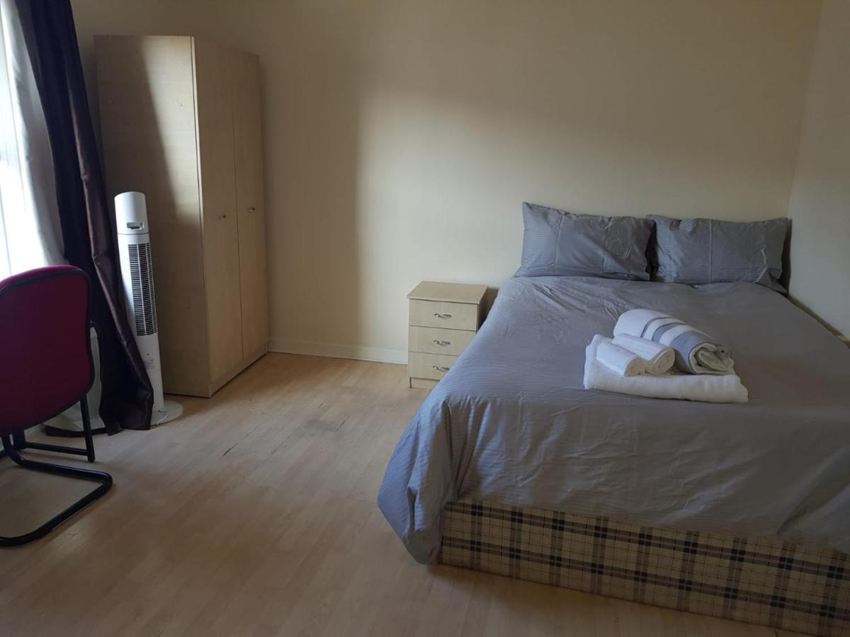 סאות'המפטון Blackberry Rooms Self-Catering מראה חיצוני תמונה